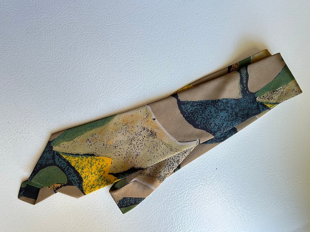 Unique Retro 80s 90s Grand Prix Tie Abstract Design Excellent